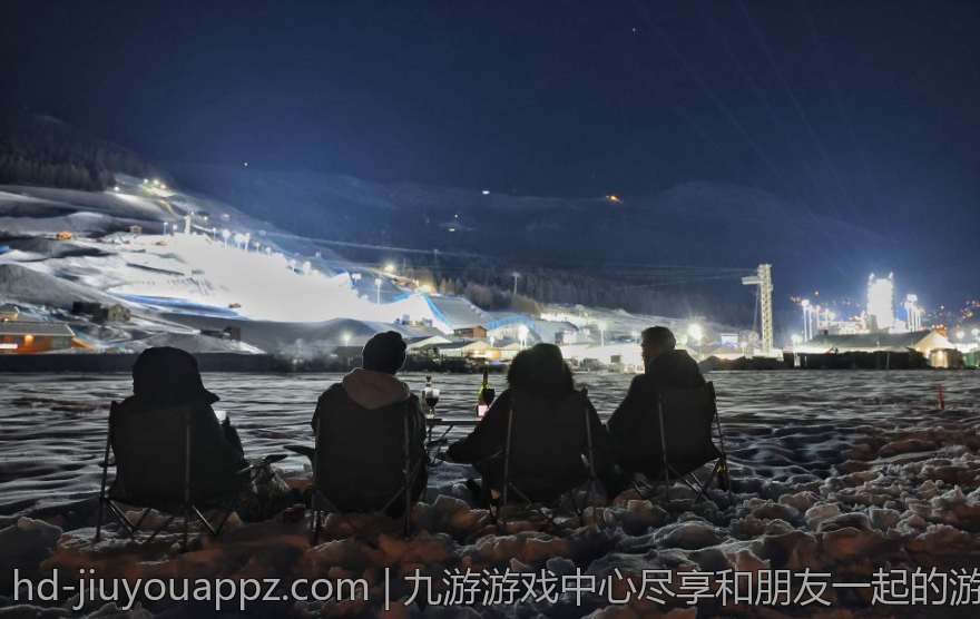 九游游戏中心尽享和朋友一起的游戏时光